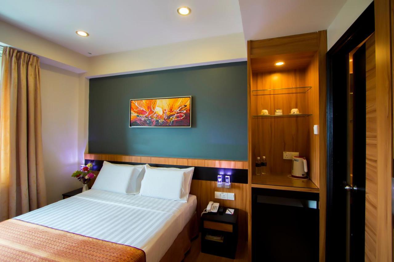 Mariner Hotel Labuan Exterior photo